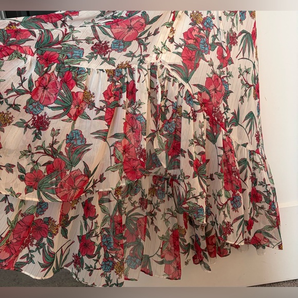 Floral Maxi Dress by Nanette Lepor, size 8. Tapered ruffle bottom. Romantic/sexy - Picture 2 of 4